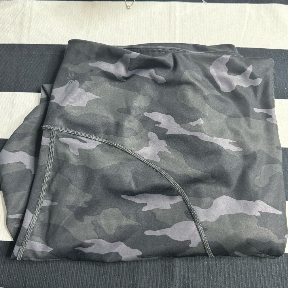Athleta Gray Camo Leggings